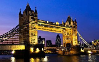 Škola stranih jezika - Smiley most sa reklamom