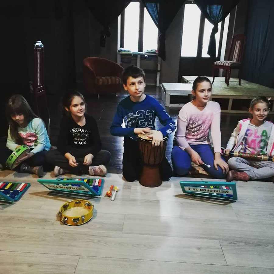 Mašina-muzička-školica